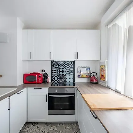 Apartment Le Picasso - Metro 5, Terrasse, Tres Calme